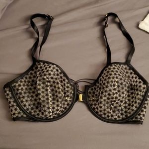 Victoria Secret front clasp bra- SOLD
